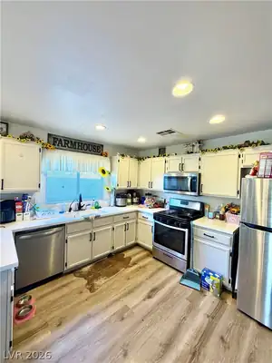 2148 Clancy Street Kitchen