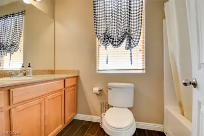 4128 Seclusion Bay Avenue Bathroom