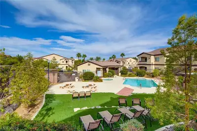 2291 West Horizon Ridge Parkway 9249 Pool