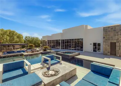 3716 Caesars Circle Las Vegas, NV 89120