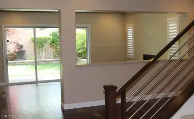 3209 Monte Stella Avenue Stairs