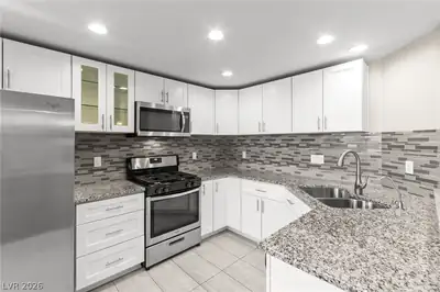 10809 Garden Mist Drive 1013 Kitchen