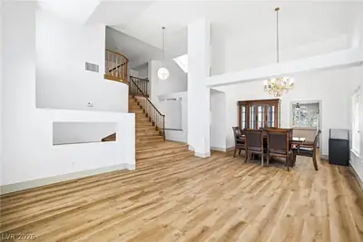 9728 Stellar View Avenue Living Room