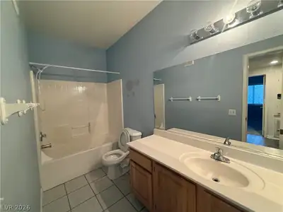 5655 East Sahara Avenue 2060 Bathroom
