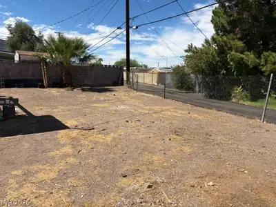 150 Manganese Street, Henderson, NV 89015 Yard