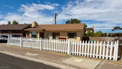 150 Manganese Street, Henderson, NV 89015 Front of Structure