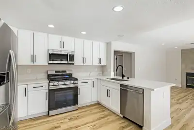 7527 Palermo Avenue Kitchen