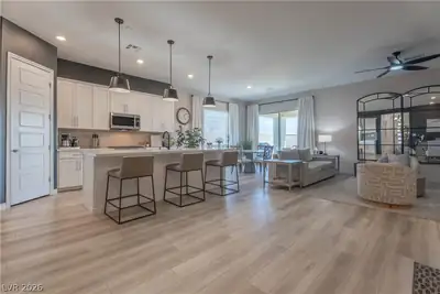 924 Calluna Hills Lane Kitchen