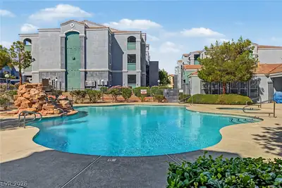 6955 DURANGO Drive 3082, Las Vegas, NV 89149 Pool