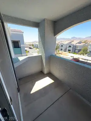 6955 DURANGO Drive 3082 Balcony