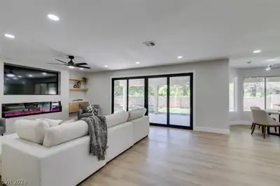 2729 Fire Water Court Living Room