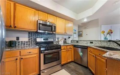 6704 Dorita Avenue 202 Kitchen