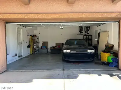 5276 Pendergrass Street Garage