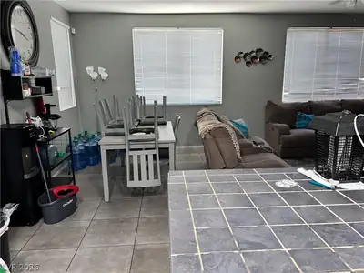 5276 Pendergrass Street Dining Area