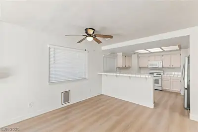 9337 Mist Flower Circle Dining Area