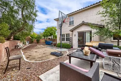 10768 Passion Vine Court Yard