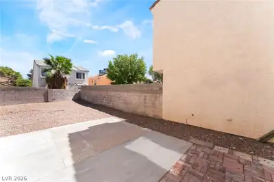3645 Veneer Lane Patio