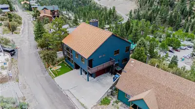 359 Crestview Drive 