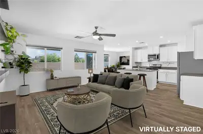 1586 Gold Sunset Avenue, North Las Vegas