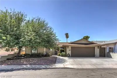 4161 Royalhill Avenue Las Vegas, NV 89121