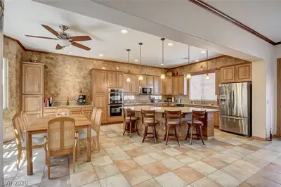 6146 Sabine Ranch Road Kitchen
