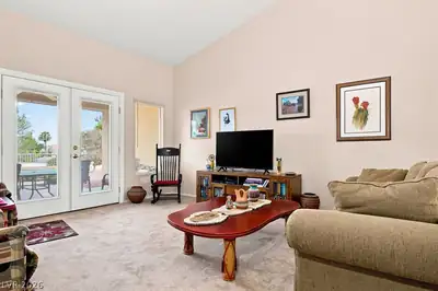 3100 Birch Hill Court Living Room