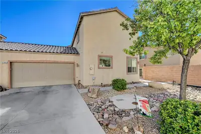 9785 Spinnaker Creek Avenue Las Vegas, NV 89148