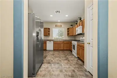 3608 Australian Cloud Drive Kitchen
