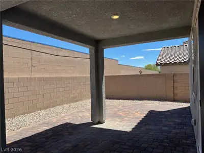 8532 Taizi Avenue Patio