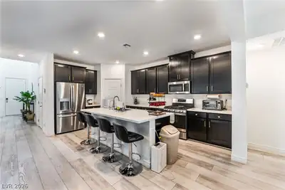 4355 Latitude Valley Court Kitchen