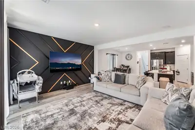 4355 Latitude Valley Court Living Room