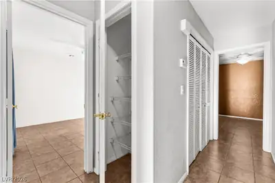 6812 Elm Creek Drive 201 Hallway