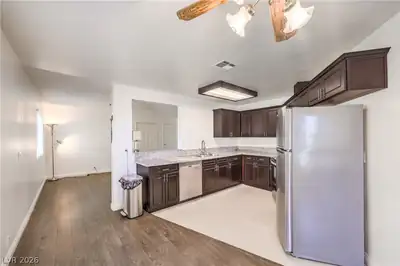 5181 Pioneer Avenue 202 Kitchen