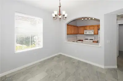 10550 West Alexander Road 1189 Dining Area