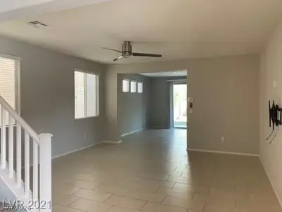 9584 Abbey Pond Avenue Living Room