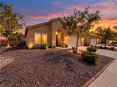 500 Red Shale Court, Henderson