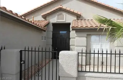1012 Misty Glenn, North Las Vegas, NV 89032 Front of Structure