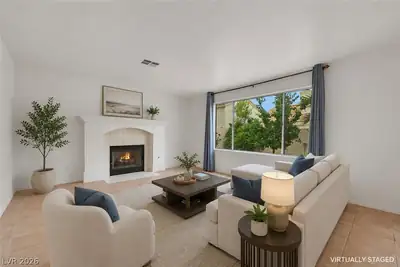 9424 Rolling Ridge Lane Living Room