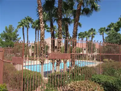 700 Carnegie Street 411 Pool