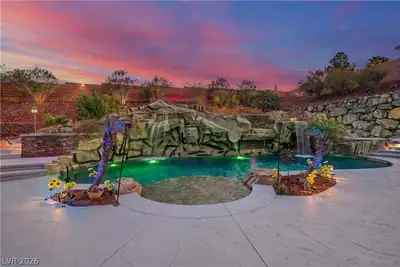 733 Smokey Mountain Avenue Henderson, NV 89012