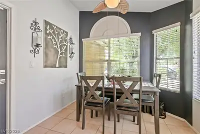 8128 West Gilmore Avenue Dining Area