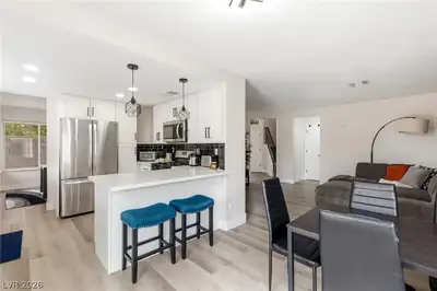 79 Sea Holly Way Kitchen