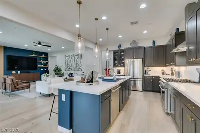 6491 Dove Point Place Kitchen