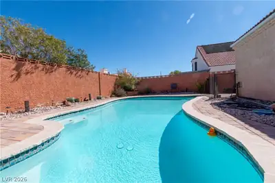 7332 Queen Palm Drive Pool