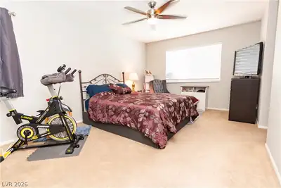 7332 Queen Palm Drive Primary Bedroom