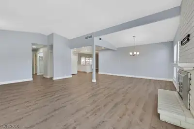 3864 Alice Lane Living Room