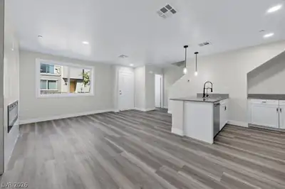 6811 Sage Gold Court Living Room