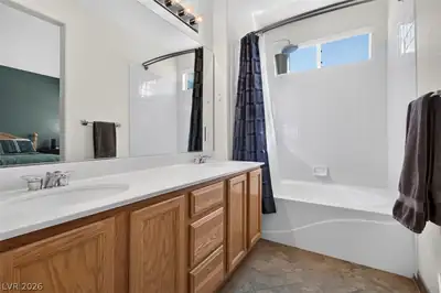 5932 Lingering Breeze Street, Las Vegas, NV 89148 Primary Bathroom