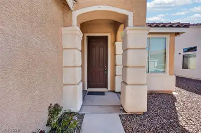 5932 Lingering Breeze Street, Las Vegas, NV 89148 