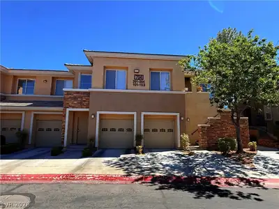 704 Peachy Canyon Circle 203, Las Vegas